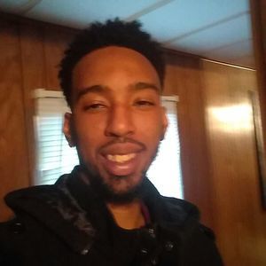 Meet your Posher, Derrick